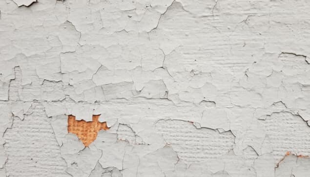 漏水屋，由屋主修繕，還是屋主折價給我自己修比較好？